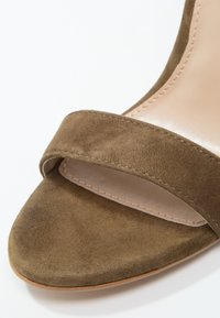 Steve Madden Sandales à talons hauts - olive