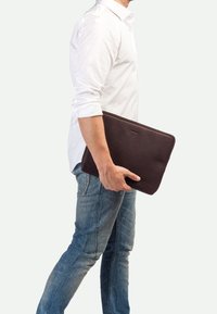 Burkely FUNDAMENTALS ANTIQUE AVERY 13.3 inch - Sac ordinateur - brown