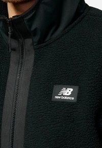 New Balance Kurtka z polaru