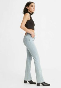 Levi's® LAPIS AIR - Vaqueros bootcut - Light blue