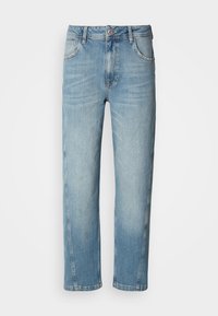 Απαλές μπλε τζιν παντελόνες με ίσια γραμμή, πέντε τσέπες, θηλιές ζώνης και κλείσιμο με ένα κουμπί. Φθαρμένο μπροστινό μέρος και ομαλή υφή.