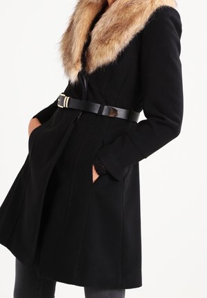 Pitkä takki - black