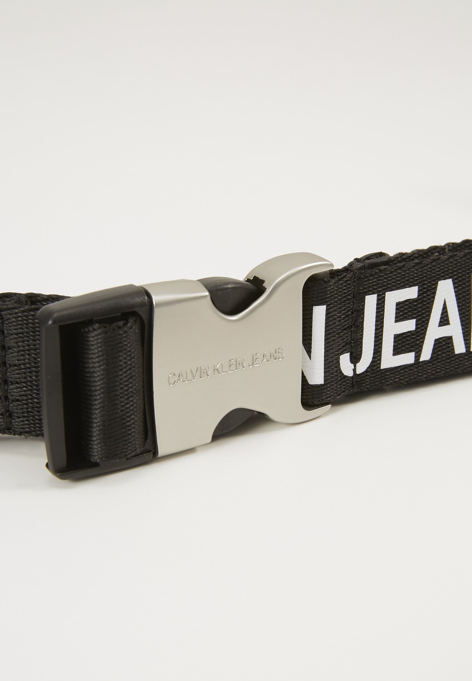 Calvin klein clip belt Outlet
