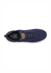 john devin Trainers - marine