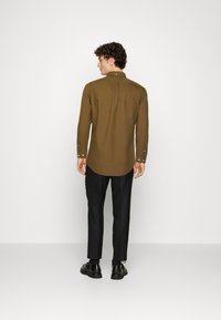 Farah BREWER SLIM FIT OXFORD SHIRT - Camisa - green khaki
