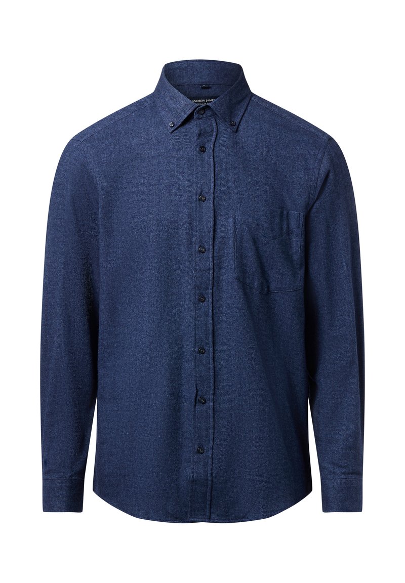 Navyblauwe langemouwen shirt van een gestructureerde stof met een button-down kraag, een borstzak en zwarte knopen langs de sluiting.