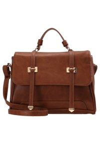 Ruskea keinonahkainen käsilaukku, jossa on jämäkkä muotoilu, ylhäällä oleva kantokahva, irrotettava olkahihna, kultasävyiset yksityiskohdat ja läppäkiinnitys.