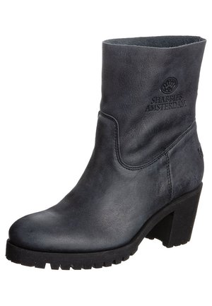 Kotníkové boty - black