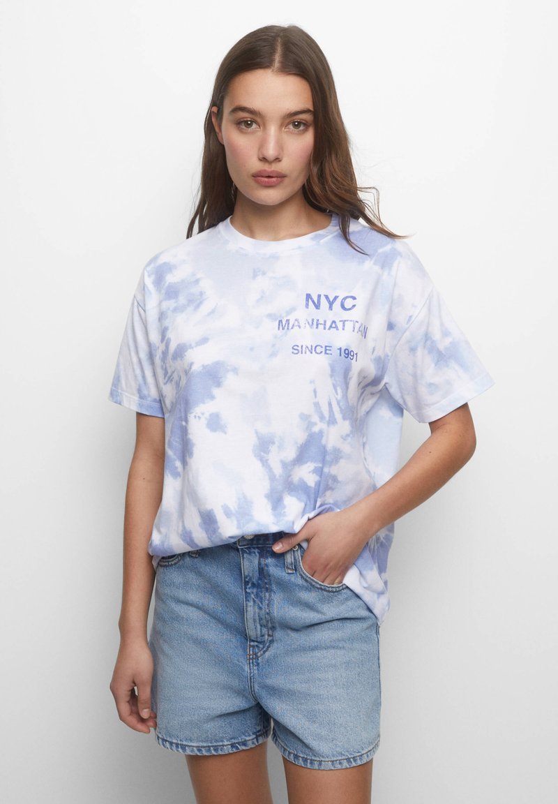 PULL&BEAR GRAPHIC TIE DYE Tshirt print light blue/lichtblauw