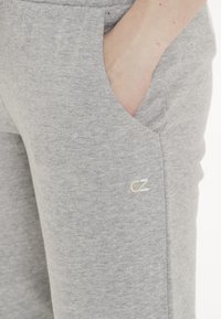 Cruz MAYDA - Jogginghose - light grey melange