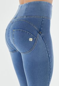 Freddy Jegíny - denim chiaro