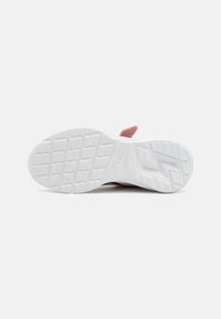 Puma Hardloopschoenen voor op de weg - mauve