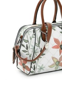 Sac à main floral avec une surface texturée blanche, présentant des feuilles vertes et des fleurs orange. Poignées en cuir marron et accents en métal argenté.