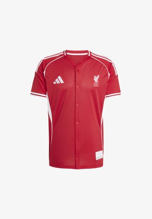 Rode Liverpool FC Adidas sporthemd met knopen, voorzien van witte strepen op de schouders en mouwen, met het teamlogo op de linkerborst.