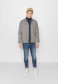 TOM TAILOR DENIM TURTLENECK LONGSLEEVE - Camisola de manga comprida - blueish grey