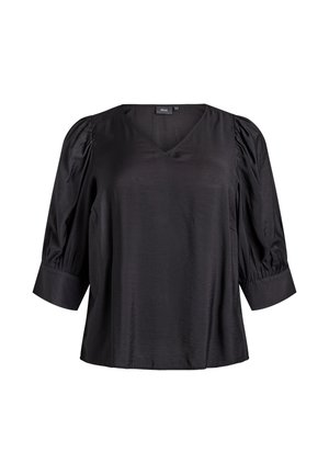 Melna sarkanā blūze ar V veida kakla izgriezumu, trīs ceturtdaļu pūkainām piedurknēm un platām aprocēm, izstādīta uz baltā fona.