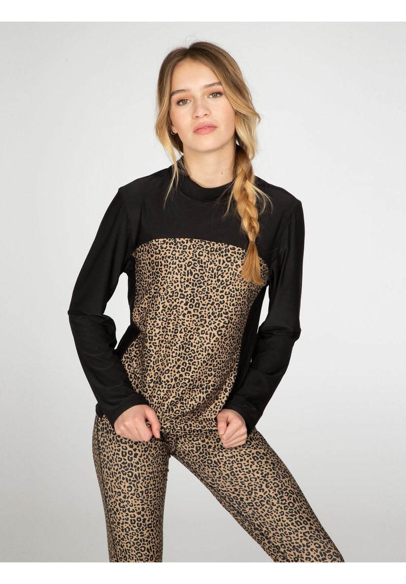 Damen Sportbekleidung | Protest WANDA Sport T-shirt tortilla/braun - FG84145 Damen Sportbekleidung | Protest WANDA Sport T-shirt tortilla/braun - FG84145