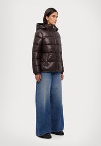 MICHAEL Michael Kors ULTRA LIGHTWEIGHT PUFFER - Winterjas - chocolate