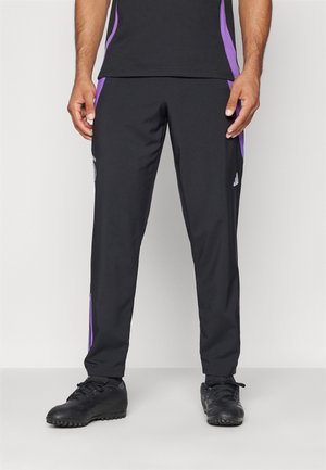 Nationalmannschaft - black