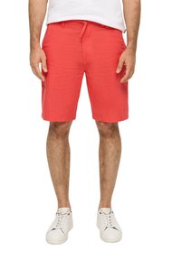 s.Oliver RELAXED FIT - Shorts - korallrot