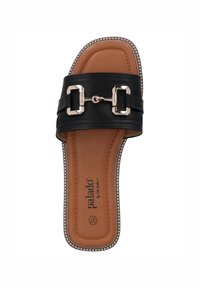 Sandale plate marron avec sangle en cuir noir, ornée d'une boucle dorée et d'un bord clouté autour de la semelle, taille 37.