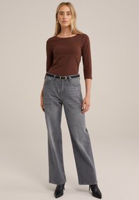 WE Fashion THREE-QUARTER SLEEVE - Hosszú ujjú felső - brown