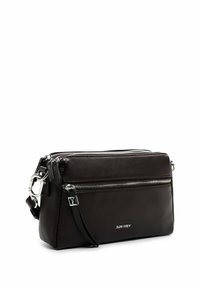 Borsa a tracolla in pelle marrone con dettagli in argento, due scomparti con zip e una tracolla rimovibile. Progettata per comodità e funzionalità.