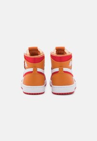 Jordan High-top trainers - red