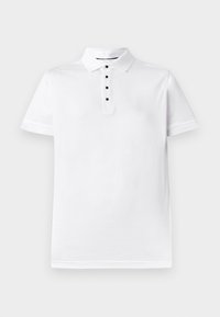 Witte katoenen polo met een klassieke kraag, een vijfknopenlijst met zwarte knopen en een klein geborduurd logo op de borst.