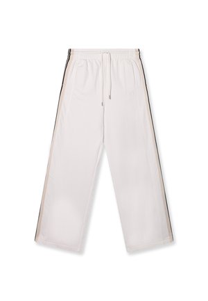 Pantaloni atletici bianchi realizzati in tessuto leggero, con elastico in vita, coulisse e strisce laterali a contrasto nere e beige.