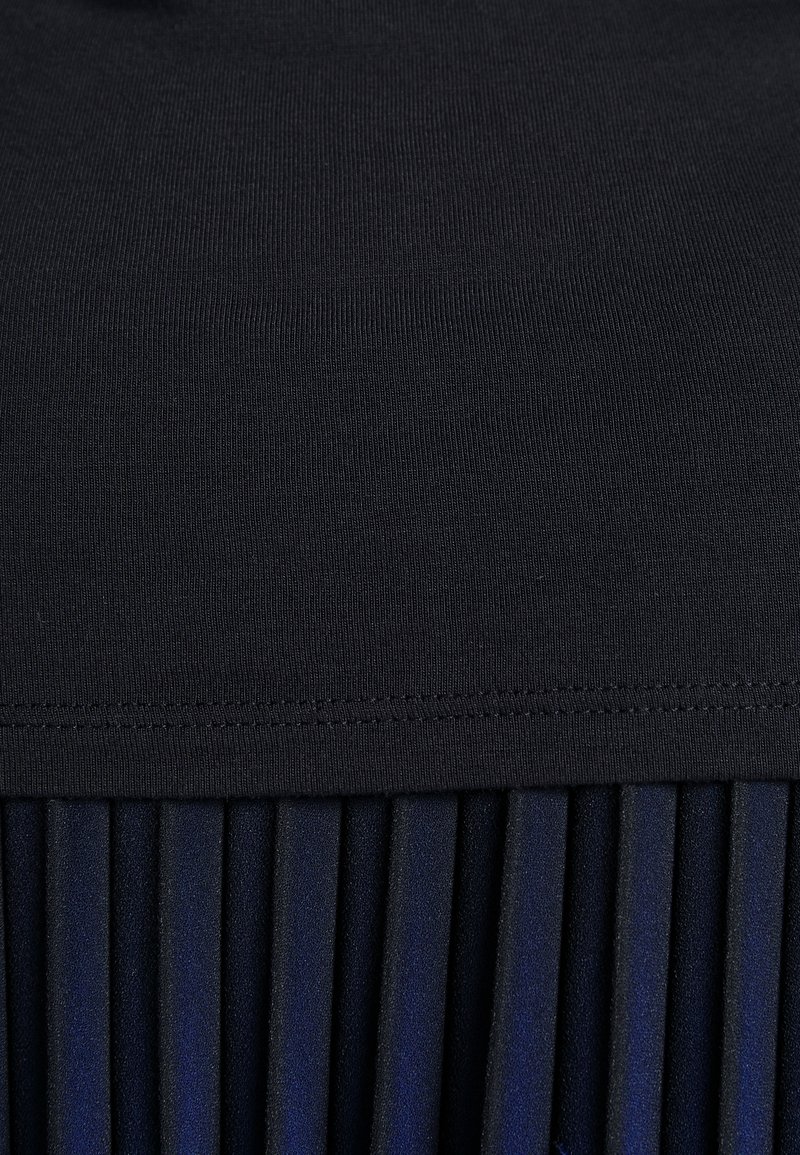 Damen T-Shirts | Marks & Spencer ROLL NECK Langarmshirt black/schwarz - JL54646 Damen T-Shirts | Marks & Spencer ROLL NECK Langarmshirt black/schwarz - JL54646