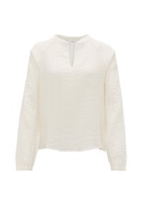 Blusa bianca a maniche lunghe in tessuto testurizzato; presenta un colletto rotondo con apertura a occhio di bue e dettagli arricciati lungo le spalle.