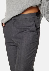 Bubbleroom HIGH WAIST SLACKERS - Broek - light grey