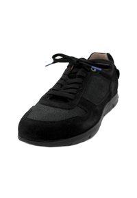 Black sneaker with a mix of suede and textile materials, featuring a smooth texture, round toe, and flat laces. Accented with a blue lace.