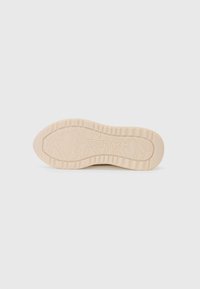 ALDO GUMTREE - Baskets basses - white