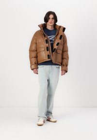 LOW LIGHTS STUDIOS® ORION PUFFER JACKET UNISEX - Winter jacket - brown
