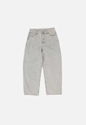 Jeans in denim azzurro chiaro con vita alta, gamba larga, cinque tasche e chiusura con bottone e zip, caratterizzati da una leggera texture scolorita.