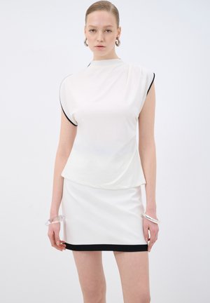 Blouse - white