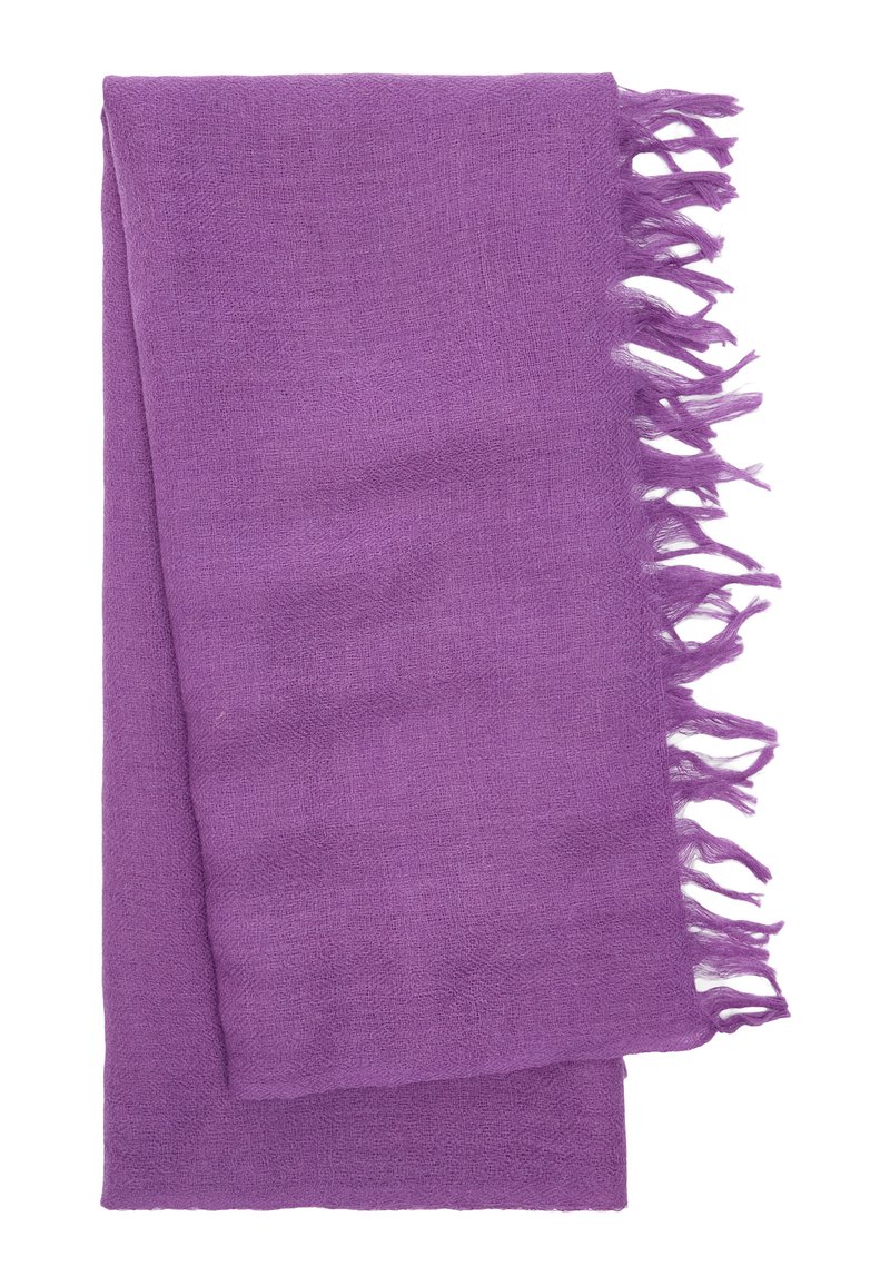 Fioletowy tkany szalik z frędzlami, wykonany z lekkiego materiału. Tekstura wydaje się być miękka i lekko przezroczysta.