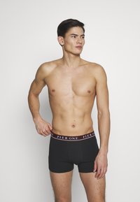 Pier One 5 PACK - Cuecas boxer - black/bordeaux