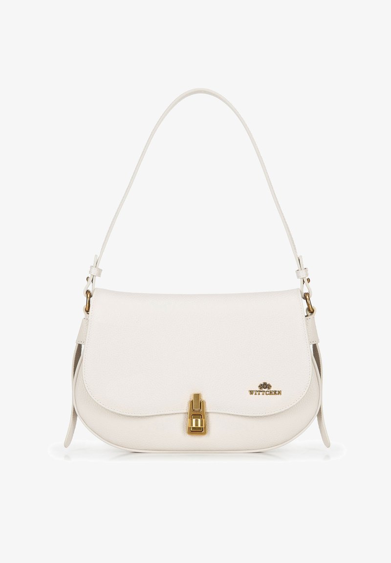 Weiße Leder-Umhängetasche mit abgerundetem Klappenverschluss, goldenen Beschlägen und einem Verriegelungsverschluss. Verfügt über einen verstellbaren Trageriemen und ein eingeprägtes Logo.