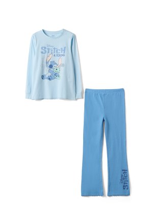 Ensemble haut manches longues et pantalon bleu clair avec des motifs Disney Stitch et Scrump sur le t-shirt et le texte Stitch sur la jambe du pantalon.