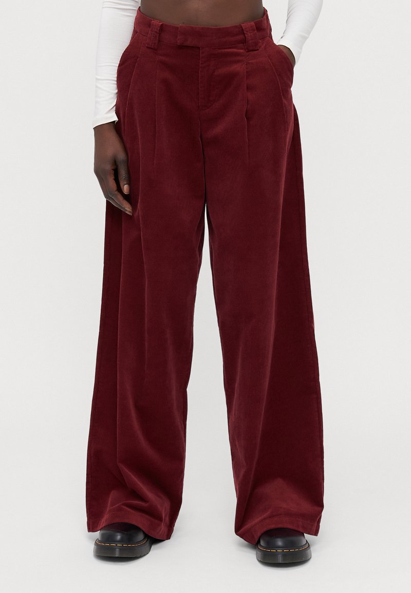 ONLY Tall ONLSVEA NESSA CORD WIDE  - Broek - cabernet