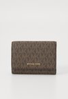 BRYANT TRIFOLD WALLET - Piniginė - brown