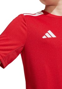 adidas Performance T-Shirt print - rotweiss