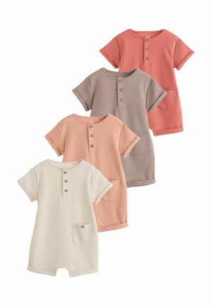 Vier kurzärmelige, gerippte Baby-Strampler mit Knöpfen und einer Tasche, in Creme-, Pfirsich-, Taupe- und Korallfarben, diagonal angeordnet.