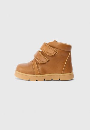UNISEX - Chaussures premiers pas - cognac