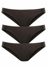 Tre paia di biancheria intima nera in stile bikini, realizzate in un tessuto liscio, con una vita bassa e bordi senza cuciture per il massimo comfort.