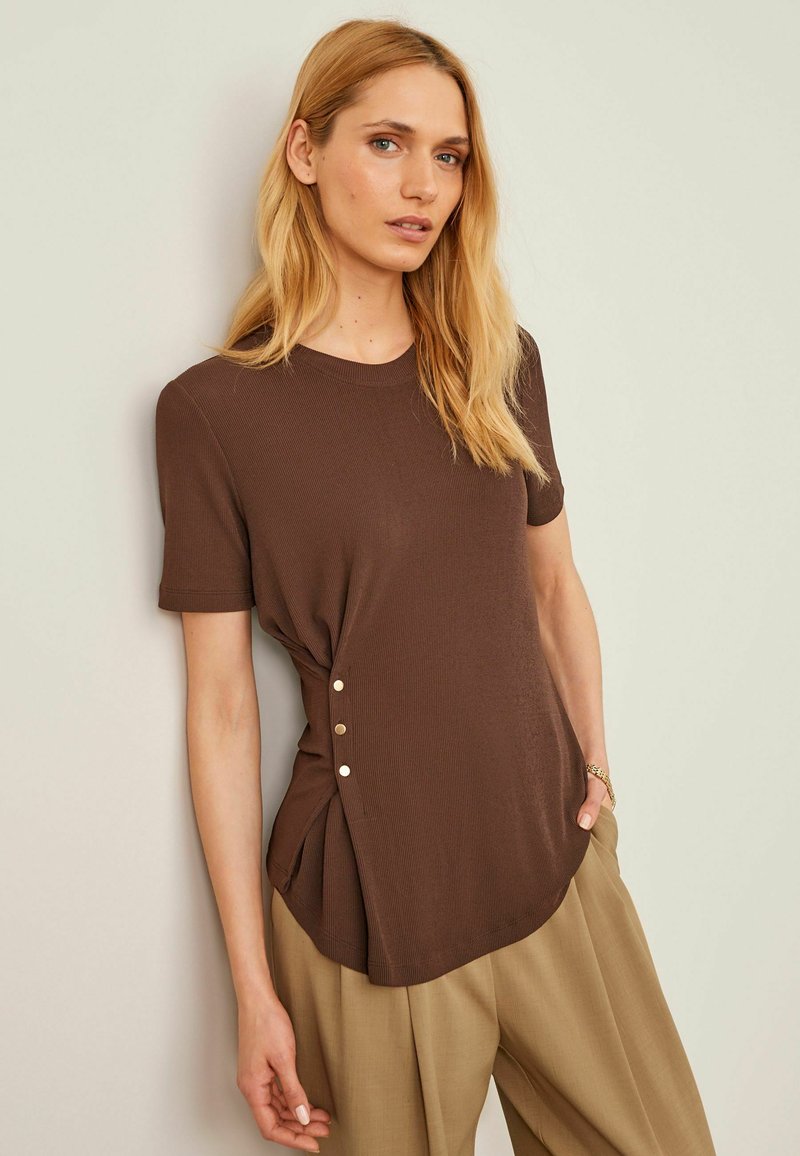 3/4 Sleeve Button Detail Top - Rosewood main image 0