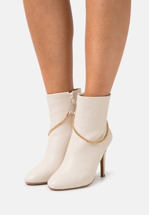 Anna Field, Bottines à talons hauts - white